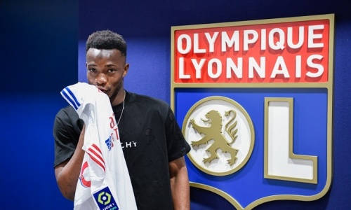 Sinaly Diomandé prolonge son bail avec Lyon