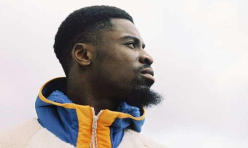 Son approche des réseaux sociaux avant et après ‘‘Periscope’’, ses derniers instants au PSG, son sens du pardon… Aurier à cœur ouvert