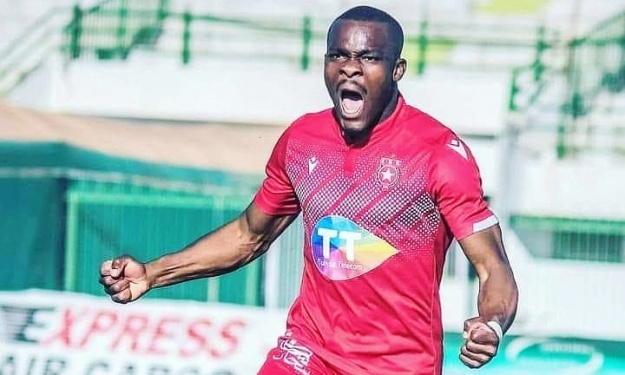 Son transfert manqué au Real Madrid, son passage à Tottenham, son retour en Afrique, … Souleymane Coulibaly se livre