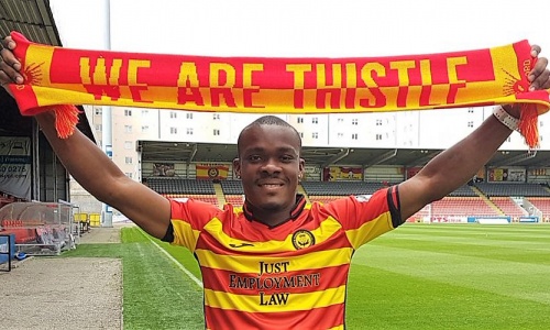 Souleymane Coulibaly autorisé par la FIFA à jouer avec son club écossais