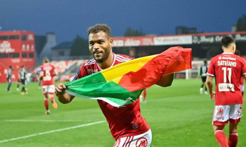 Steve Mounié pose ses valises en Bundesliga