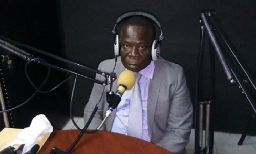 Tapé Émile : ‘‘Gervinho m'a humilié en venant chez moi avec près de 35 corps habillés... S'il veut son club, il doit me dédommager’’