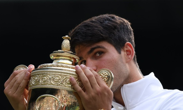 Tennis : Alcaraz triomphe à Wimbledon devant Djokovic