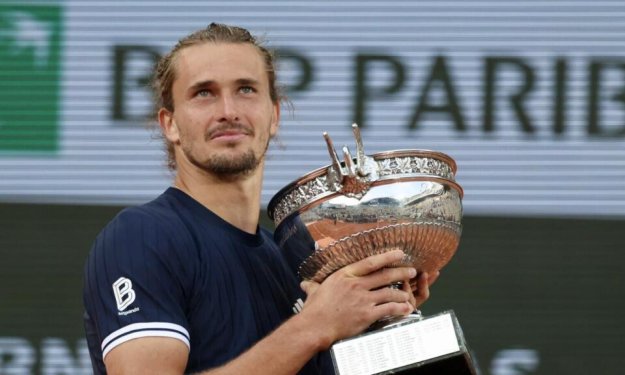 Tennis : Alexander Zverev triomphe à Roland-Garros