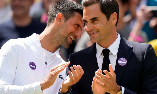 Tennis : Novak Djokovic réagit à la retraite de Roger Federer