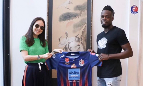 Thaïlande : Boli change de club