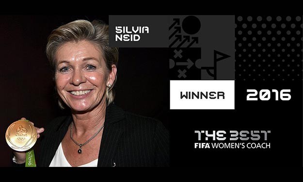 The Best - Entraîneur de la FIFA 2016 pour le football féminin : Silvia Neid The Best - Entraîneur de la FIFA 2016 pour le football féminin : Silvia Neid