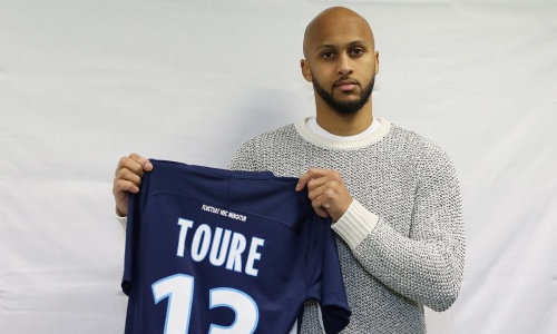 Thomas Touré (Angers SCO) à la relance à Paris