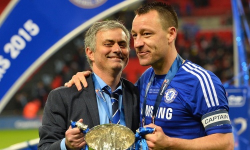 Top 10 des joueurs qui ont piqué la femme d'un coéquipier, les Terry à l'honneur...