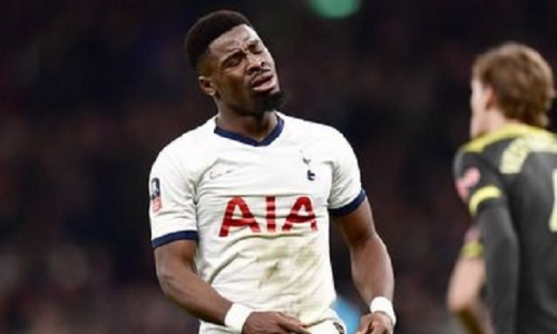 Tottenham : Au cœur d’une nouvelle polémique sur la COVID-19, Aurier se justifie