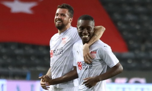 Turquie : Max Gradel atteint la barre des 10 buts et offre la victoire à sa formation