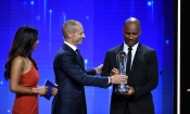 UEFA : Drogba a reçu son prix