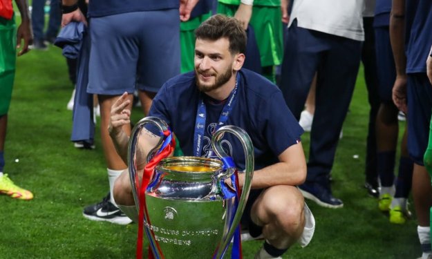 UEFA LDC : Kvaratskhelia sacré meilleur joueur de la saison