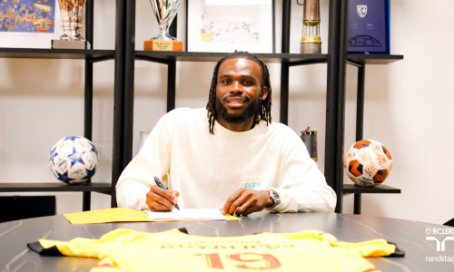 Un attaquant Centrafricain atterrit au RC Lens