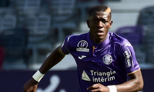 Un club Russe se positionne pour Sangaré