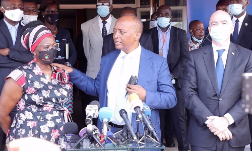 Un compromis style CAF à la FIF ? Le message de Motsepe aux candidats de la récente élection avortée