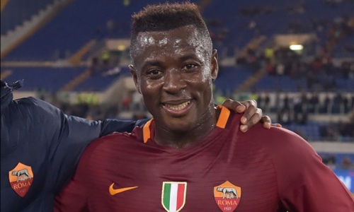 Un footballeur Camerounais de 21 ans passe l’arme à gauche