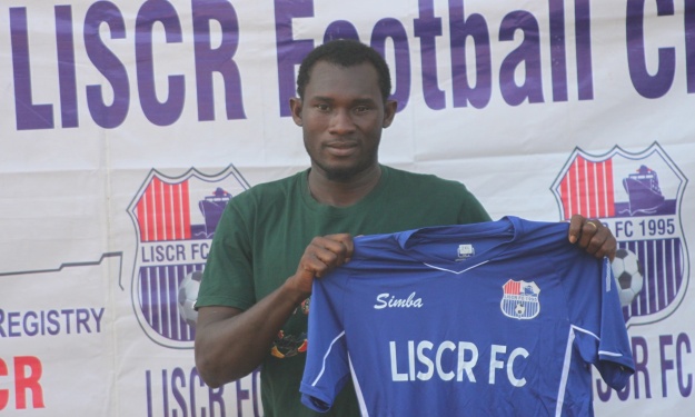 Un Ivoirien rejoint un club Libérien
