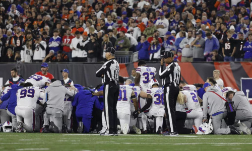 Un joueur de NFL victime d’un arrêt cardiaque en plein match
