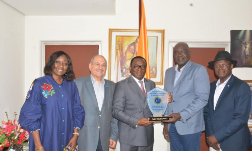 Une délégation de la Confédération Africaine de Handball reçue par le Ministre Danho Paulin