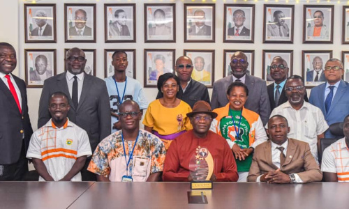 Une délégation du Comité National Paralympique de Côte d’Ivoire reçue par le Ministre Adjé Silas Metch