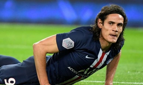 Une légende de Manchester United égratigne Edinson Cavani