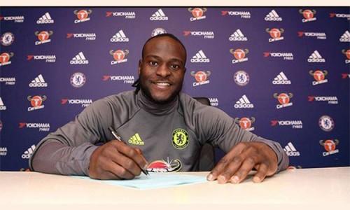 Victor Moses prolonge l'aventure avec Chelsea