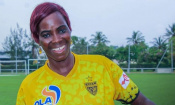 Voici l’entraineur de l’équipe Féminine de Football de l’ASEC Mimosas