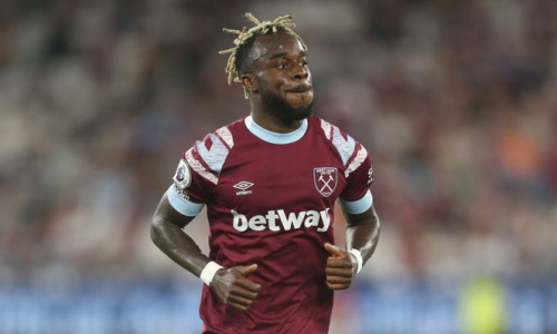 West Ham : Maxwel Cornet pourchassé par le chien d’Alphonse Areola
