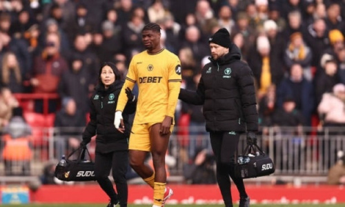 Wolverhampton : grosse inquiétude pour Emmanuel Agbadou