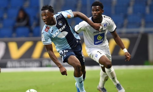 Woyo Coulibaly rejoint l’ancien club de Gervinho