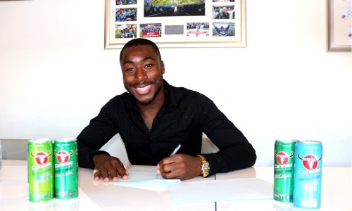 Yakou Méïté prolonge l’aventure avec Reading FC