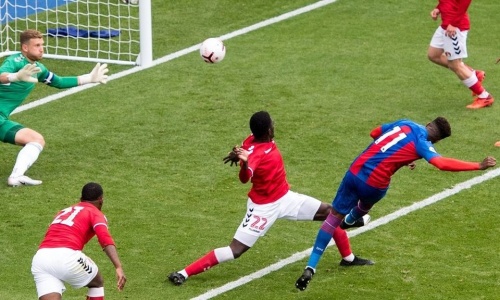 Zaha s’offre un somptueux but en amical (vidéo)