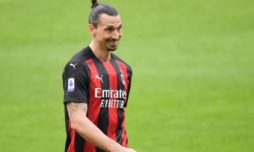 Zlatan Ibrahimovic out pour plusieurs mois