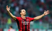 Zlatan Ibrahimovic prolonge l’aventure avec le Milan AC
