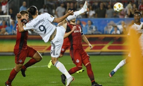 Zlatan s’offre le but de l’année et rejoint Messi et Ronaldo (vidéo)